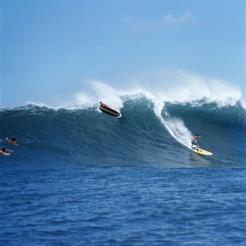LeRoy Grannis, Jackie Eberle, Waimea Bay, 1964