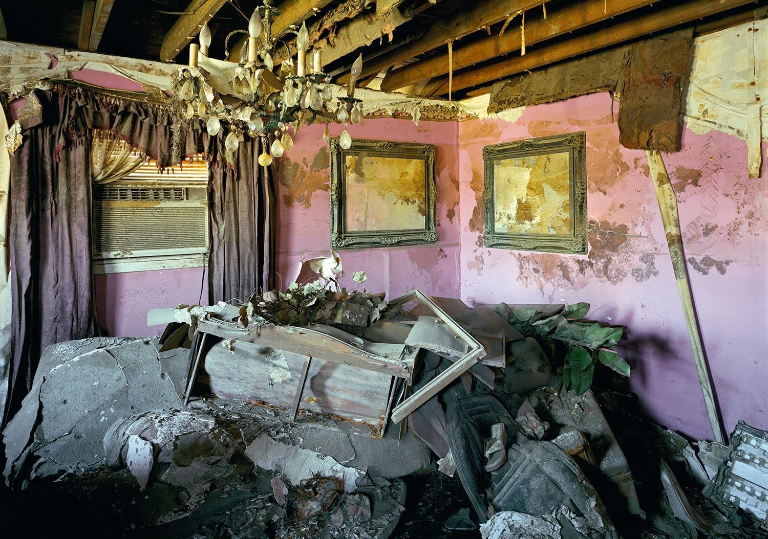 Robert Polidori, 2520 Deslondes, New Orleans, 2005