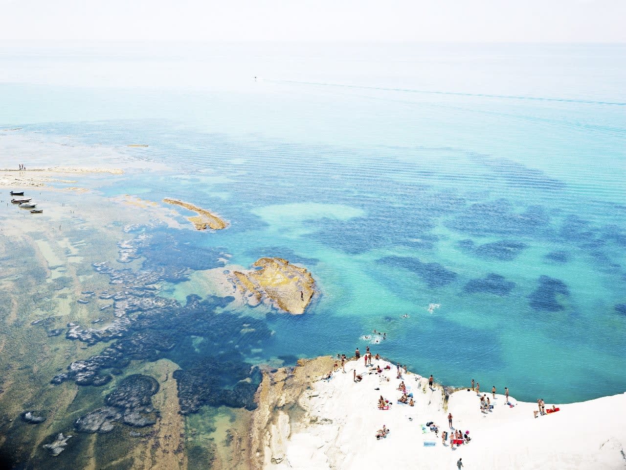 Massimo Vitali, Scala dei Turchi Horizon Variant (#3858), 2010