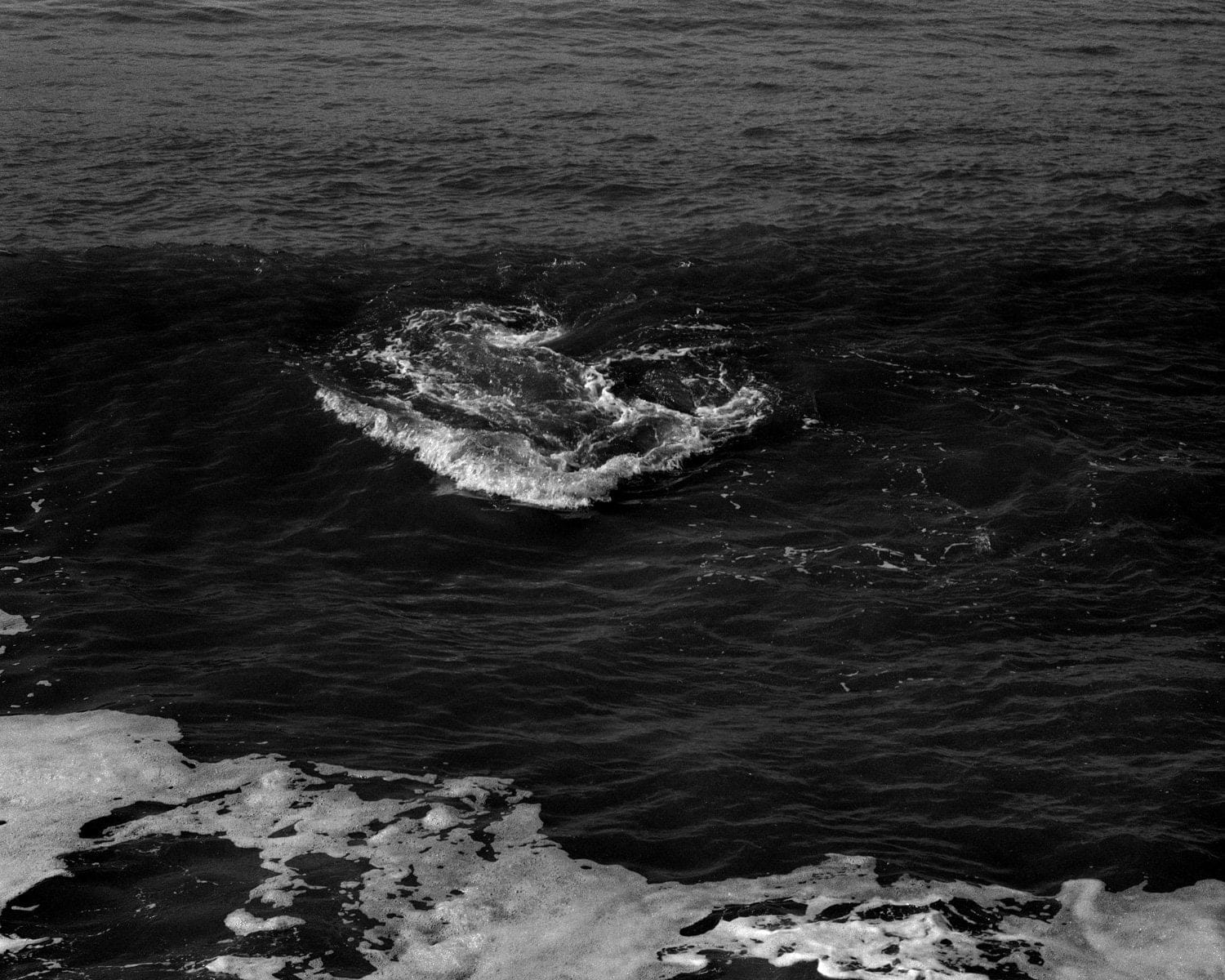 Whitney Hubbs, Untitled (Wave), 2012