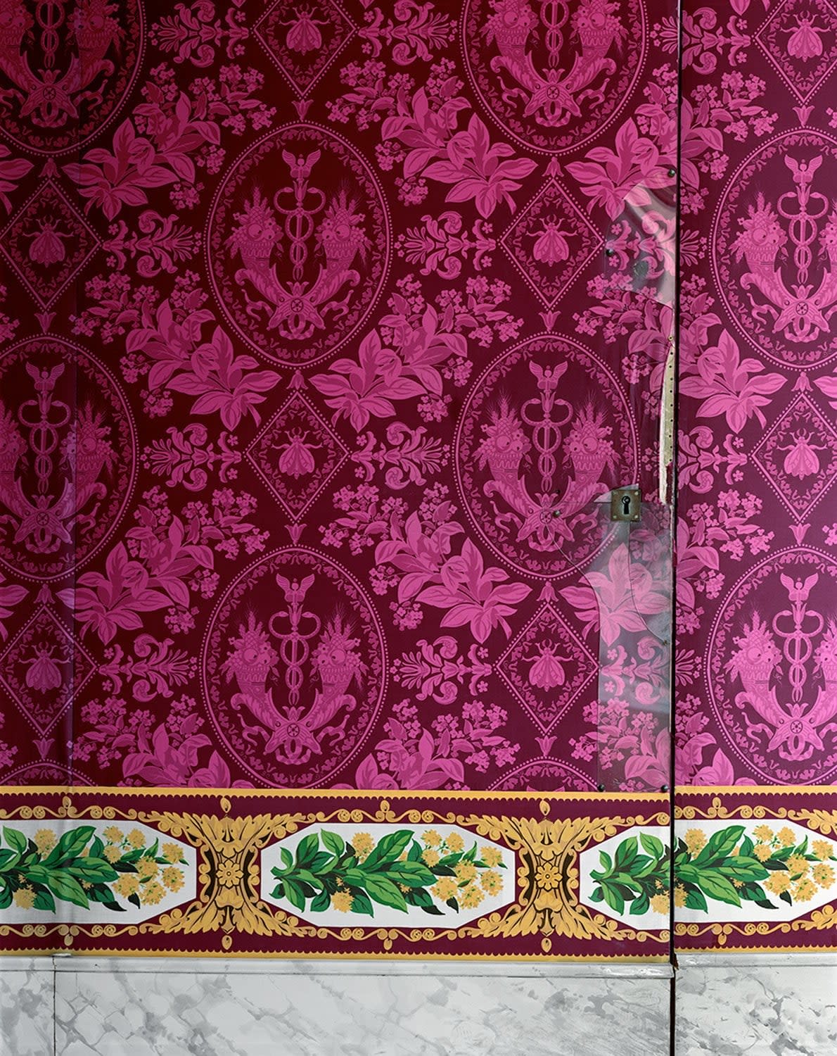 Robert Polidori, Door Detail, CCE.04.093, Attique du Midi, Aile du Midi, Attique, Versailles, 2005