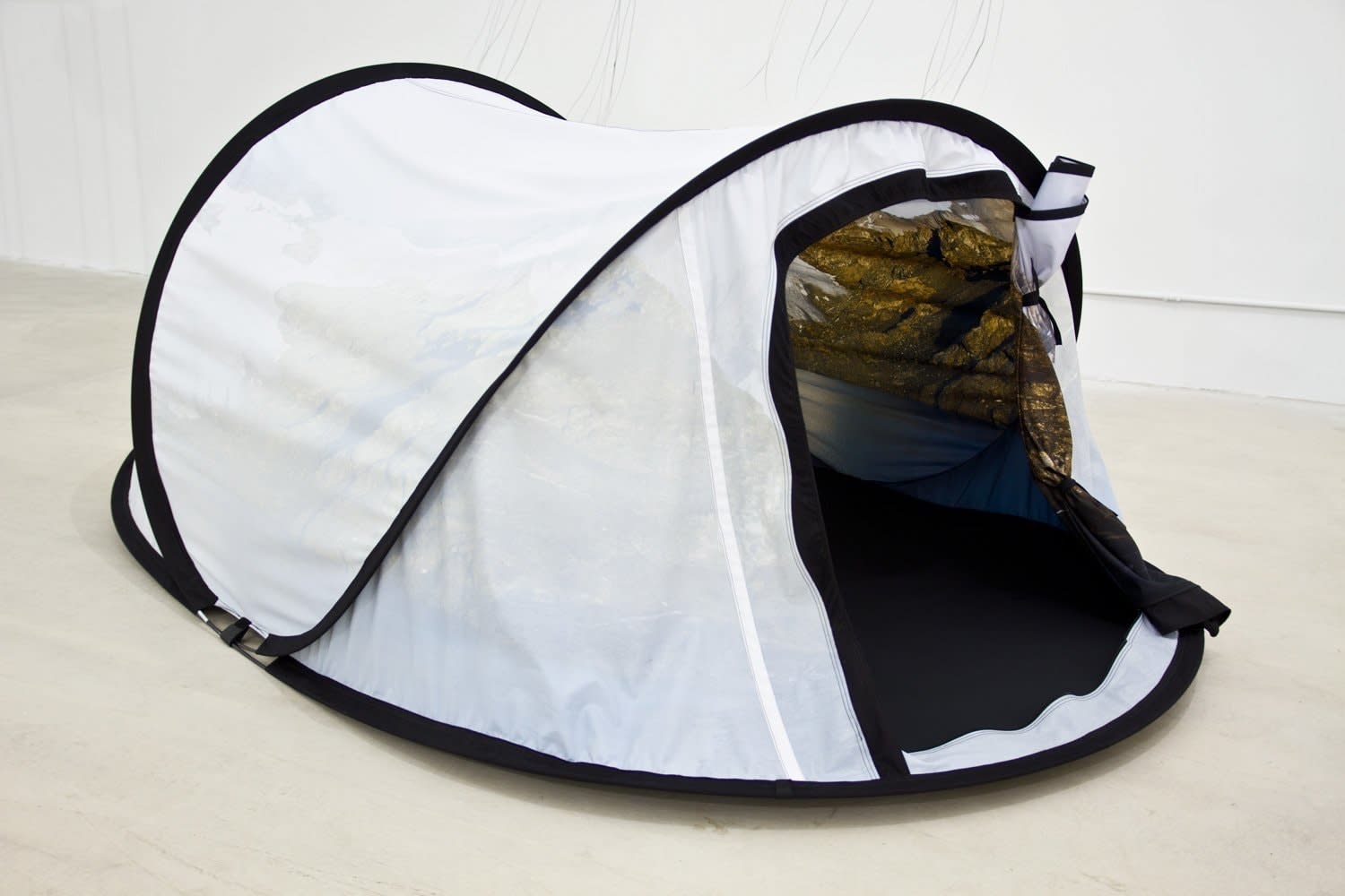 Guillermo R. Gudiño, Forever Yours, 2011