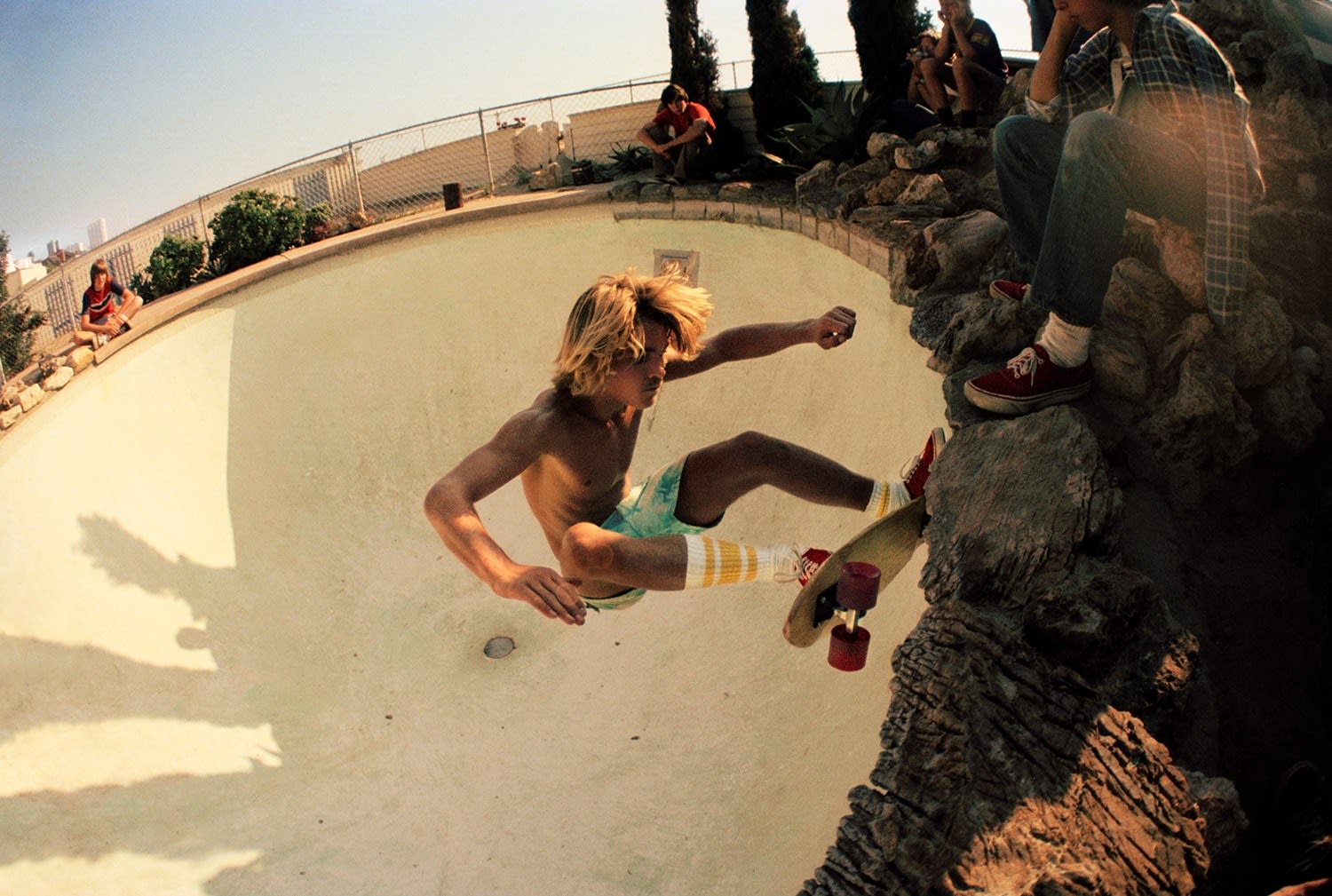 Hugh Holland, On the Rocks at Arthur's Pool, Santa Monica, 1976