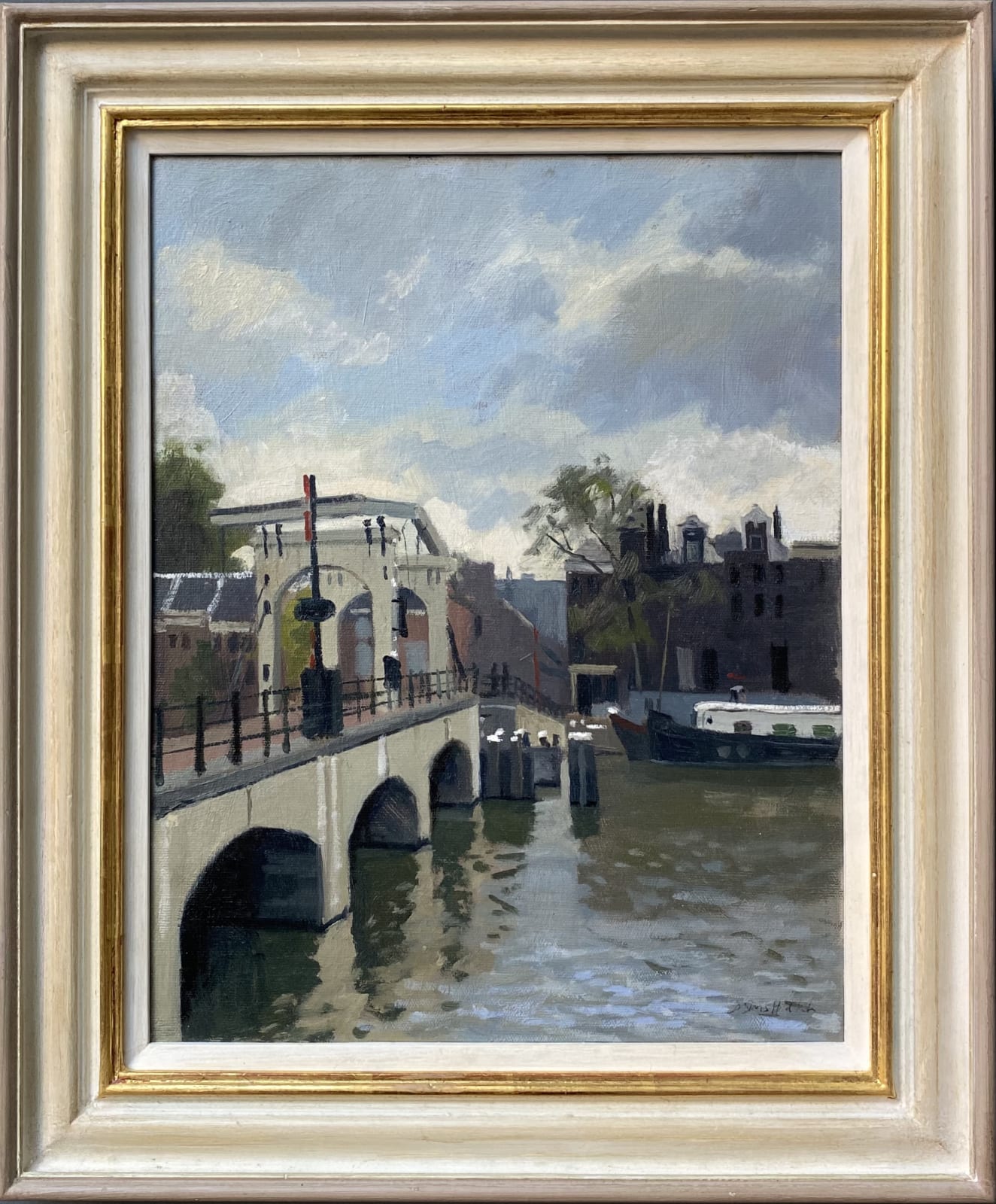 Daisy Sims Hilditch, Amsterdam