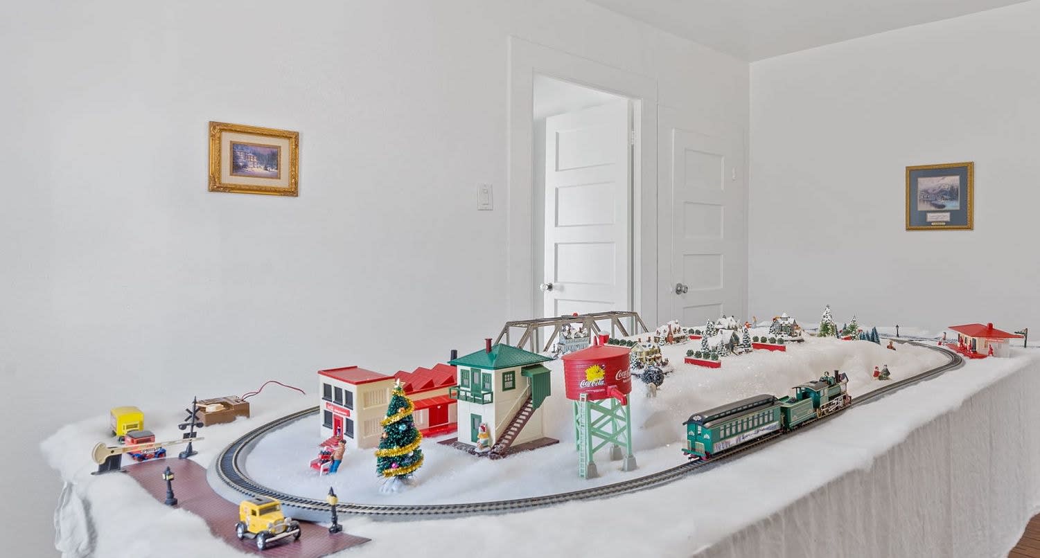 Thomas Kinkade, Christmas Express