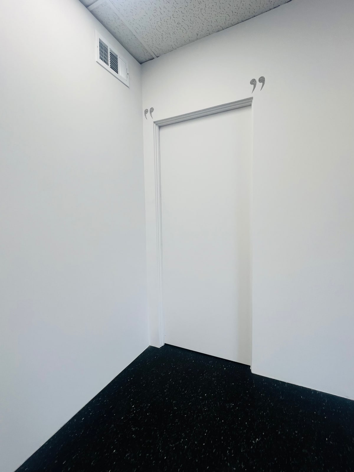 Selina Wagner, Excuse Me?, 2025