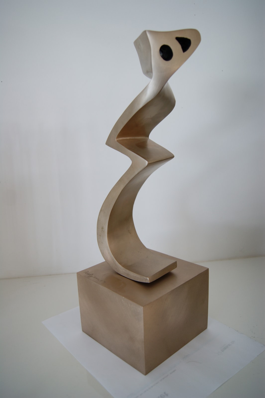 Parviz Tanavoli, Twisted Heech