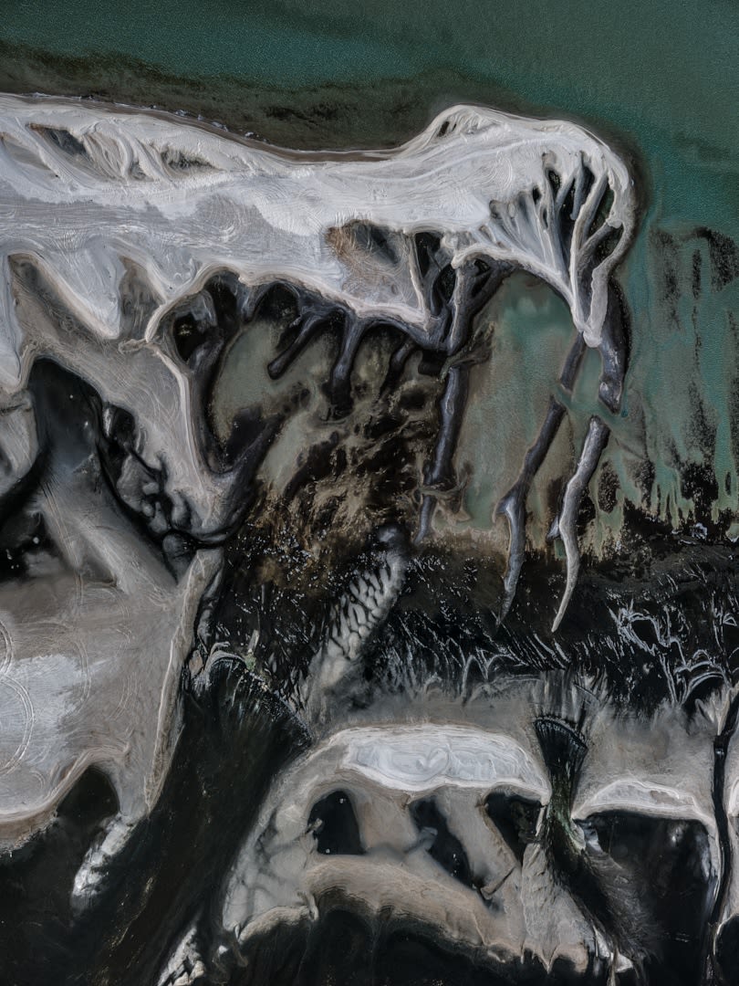 Edward Burtynsky, Shell Beach #5, Shark Bay, WA, Australia, 2025