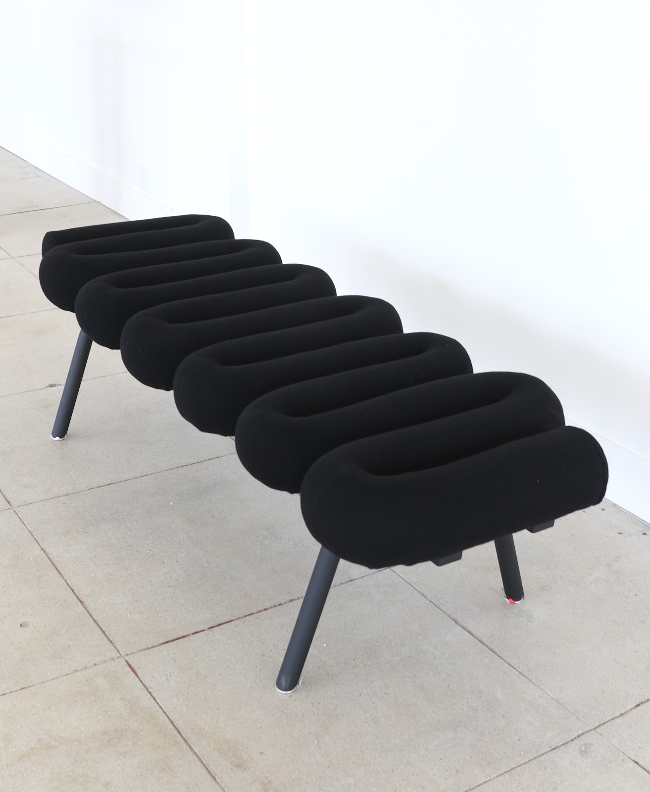 Lorenzo Lorenzetti, Viewing Room Bench, 2025