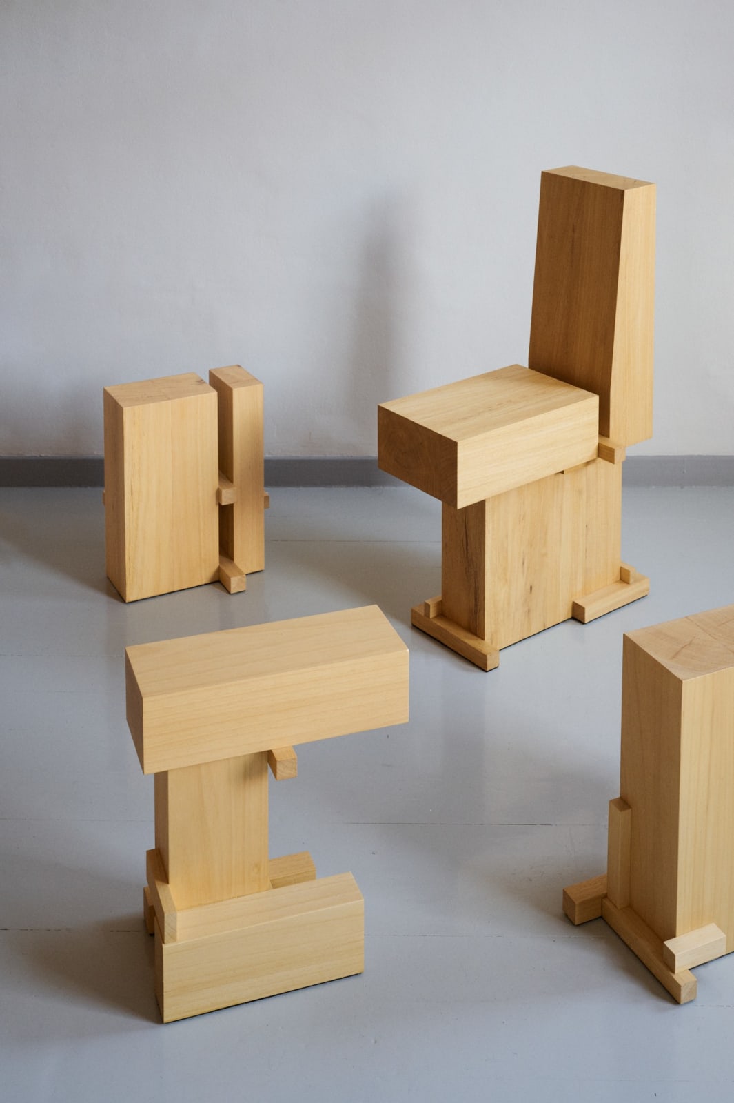 Sho Ota, Splint side table 2, 2021