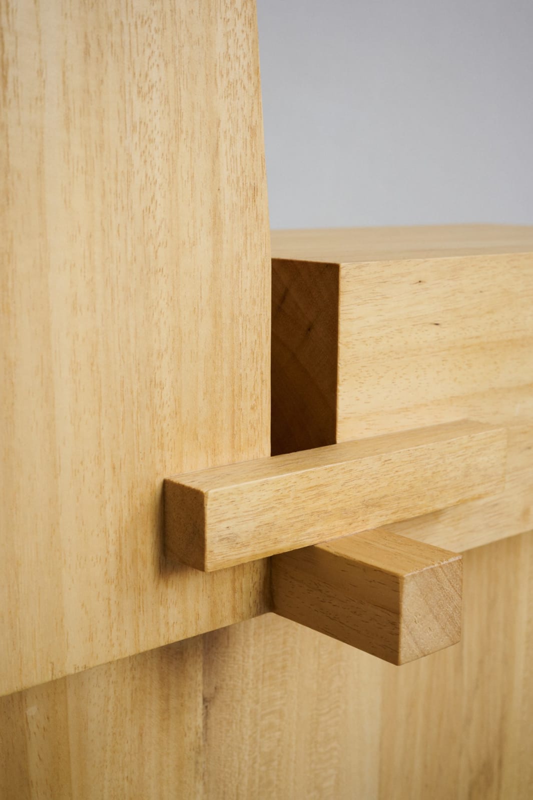 Sho Ota, Splint stool, 2022