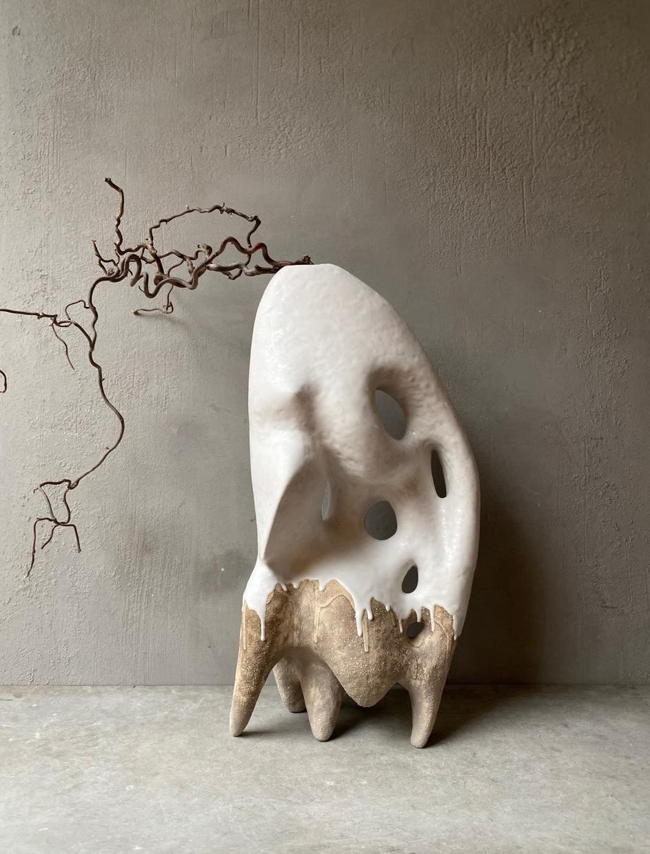 Olesya and Andriy Voznicki, Veil of Time, 2025