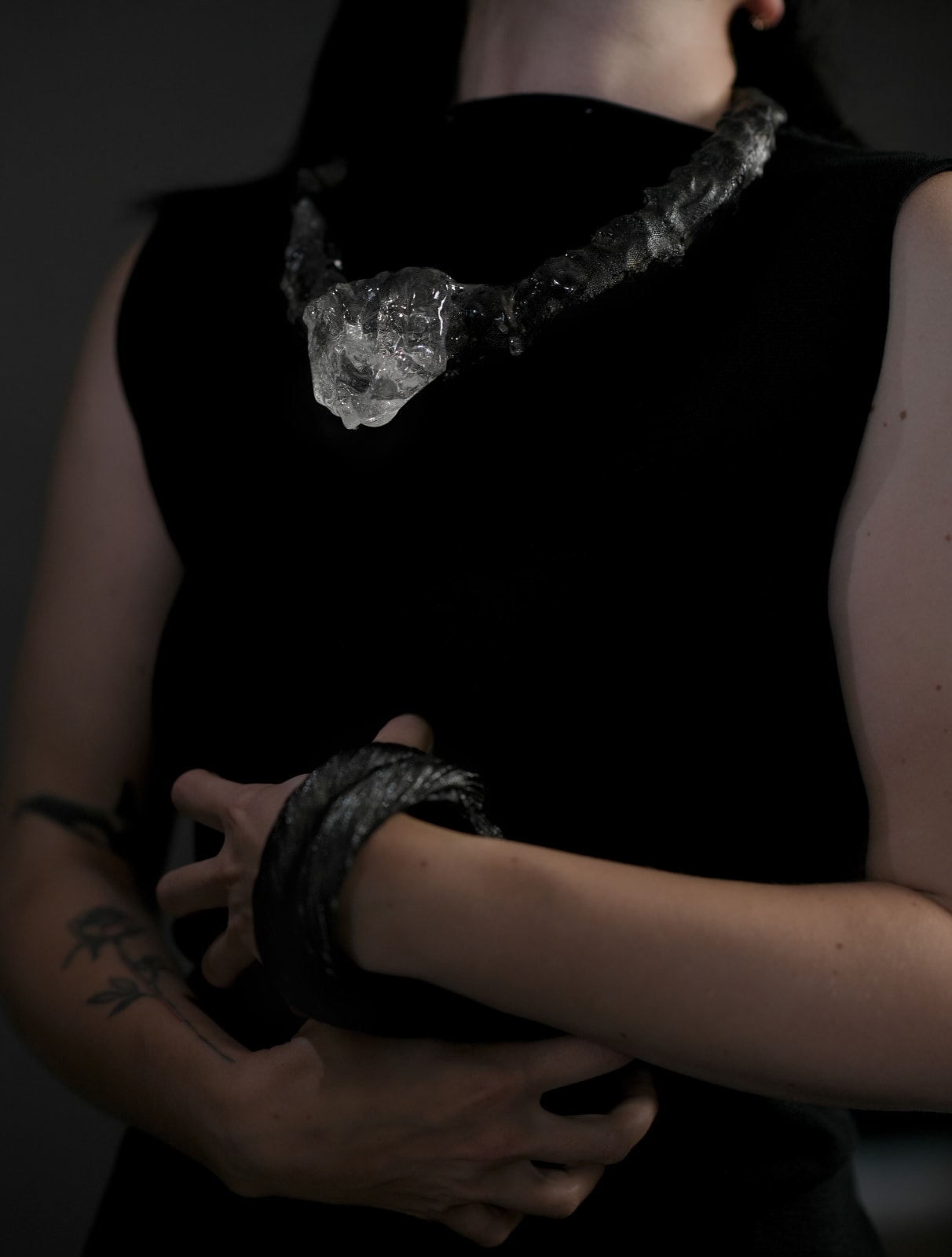 Olexandr Pinchuk, Resin Collier, 2024