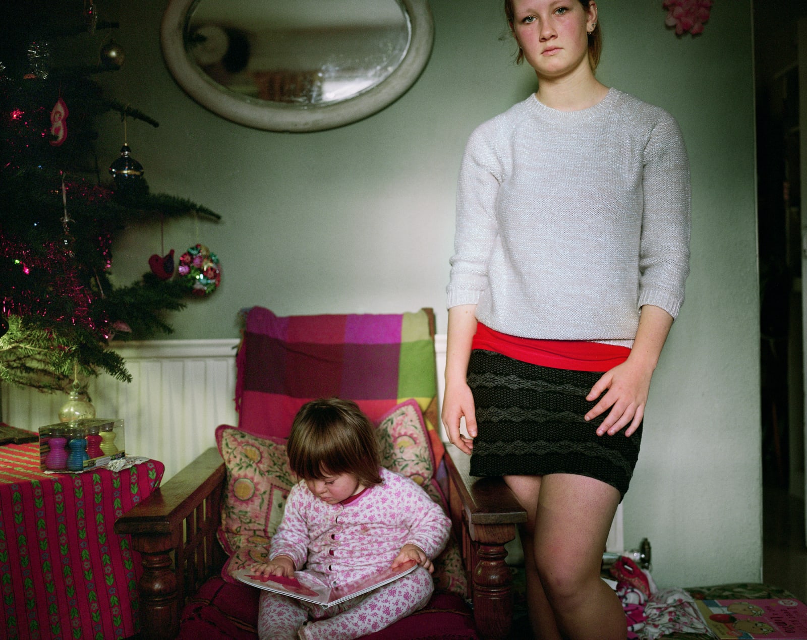 Siân Davey, Martha and Alice Christmas Morning, 2013