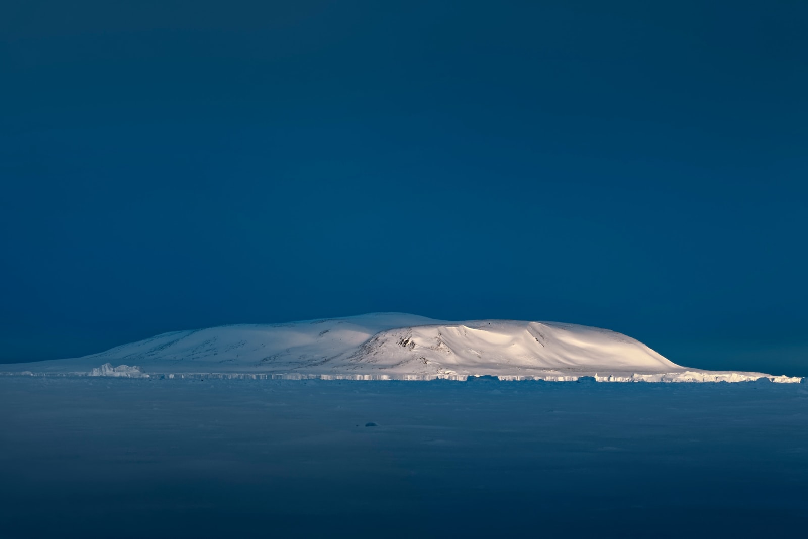 Tiina Itkonen, Sunset, Savissivik, 2016