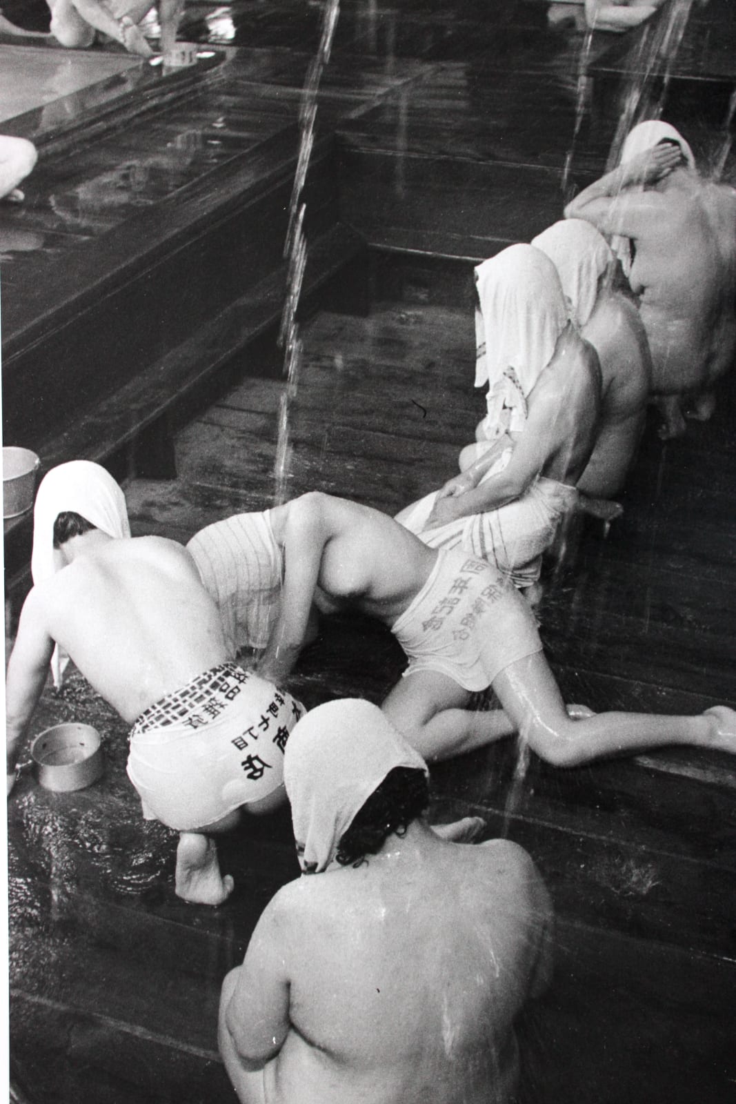 Hiroshi Hamaya, Women taking a hot spring cure, Sukayu Onsen, Aomori, 1957