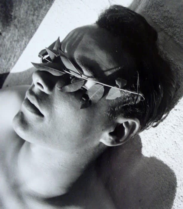 Herbert List, Lorbeeren ueber den Augen, Athens, Greece, 1937
