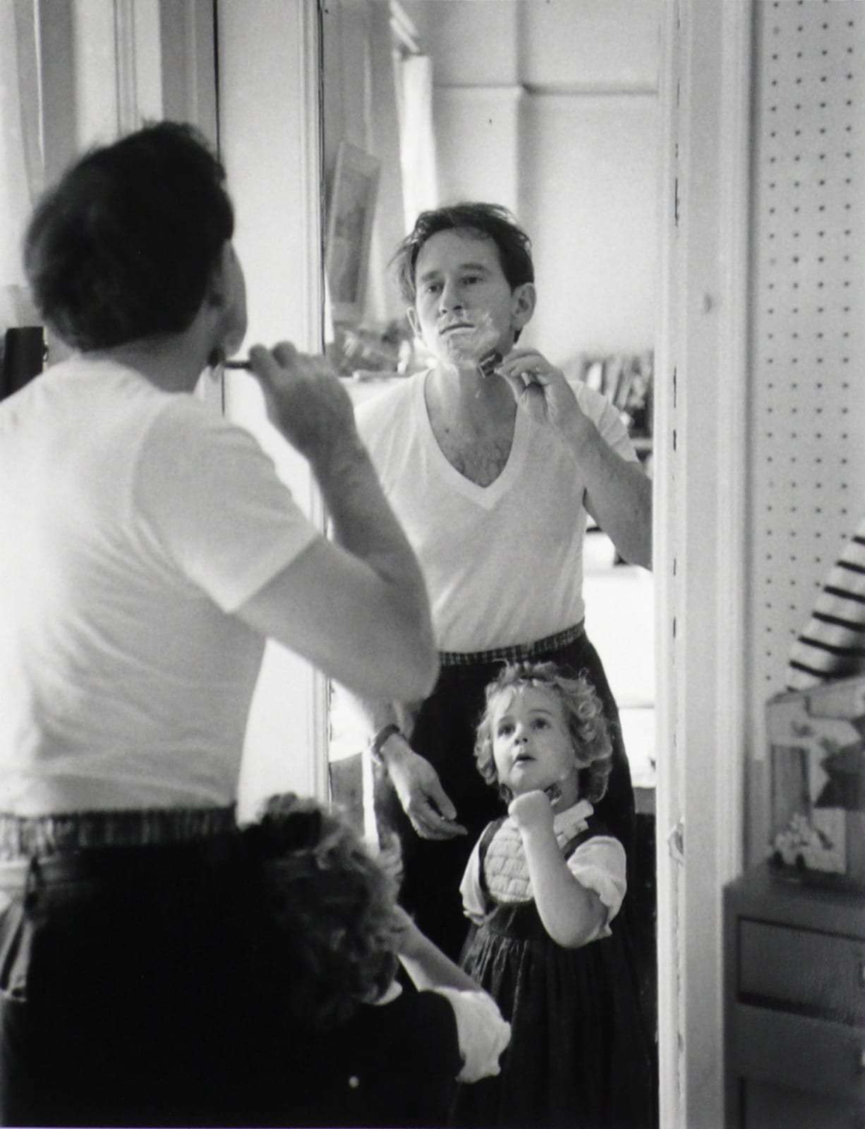 Ruth Orkin, Mary and Morris Shaving, New York City, 1966