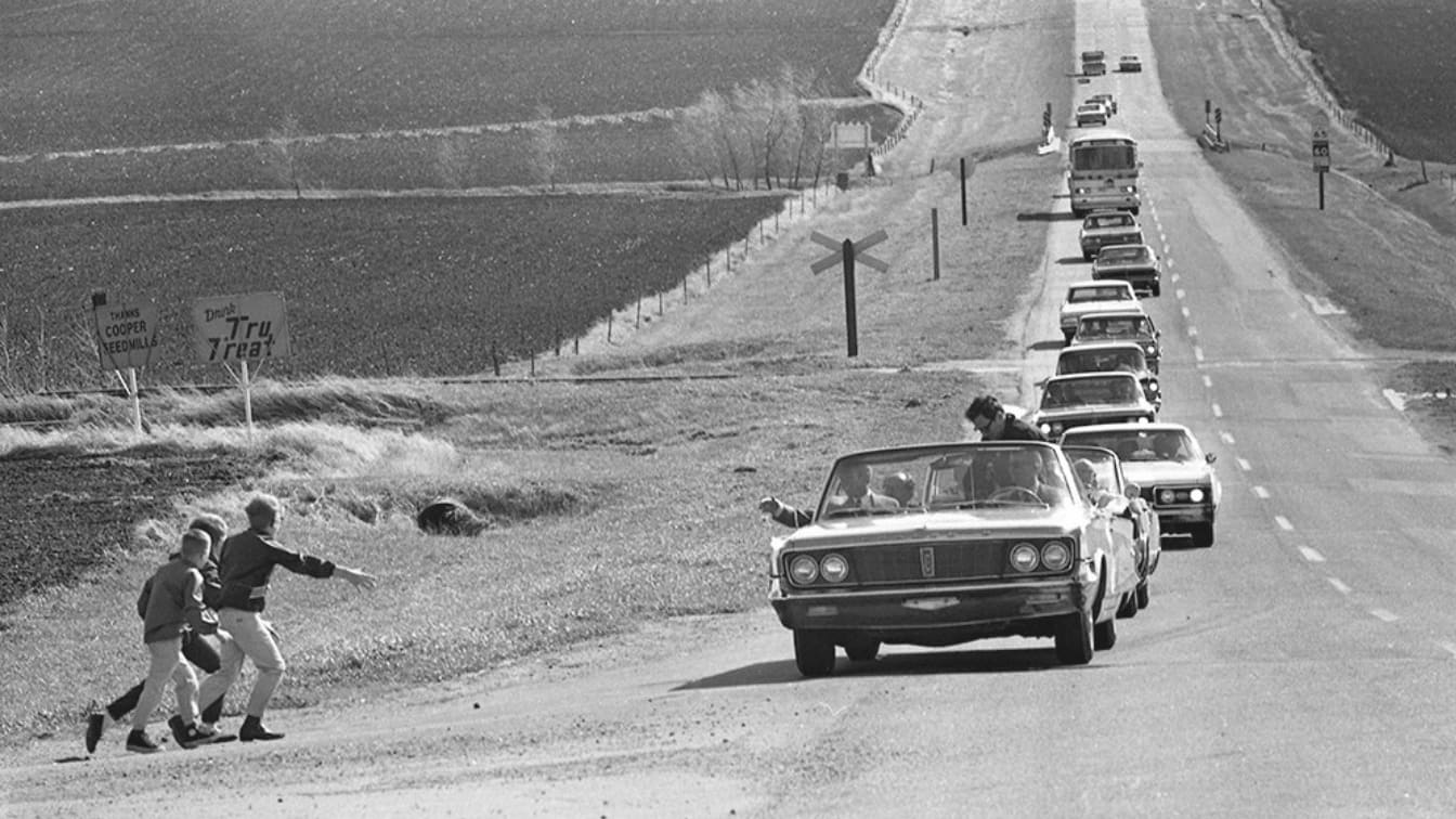 Lawrence Schiller, Robert F. Kennedy, campaigning in South Dakota, 1968