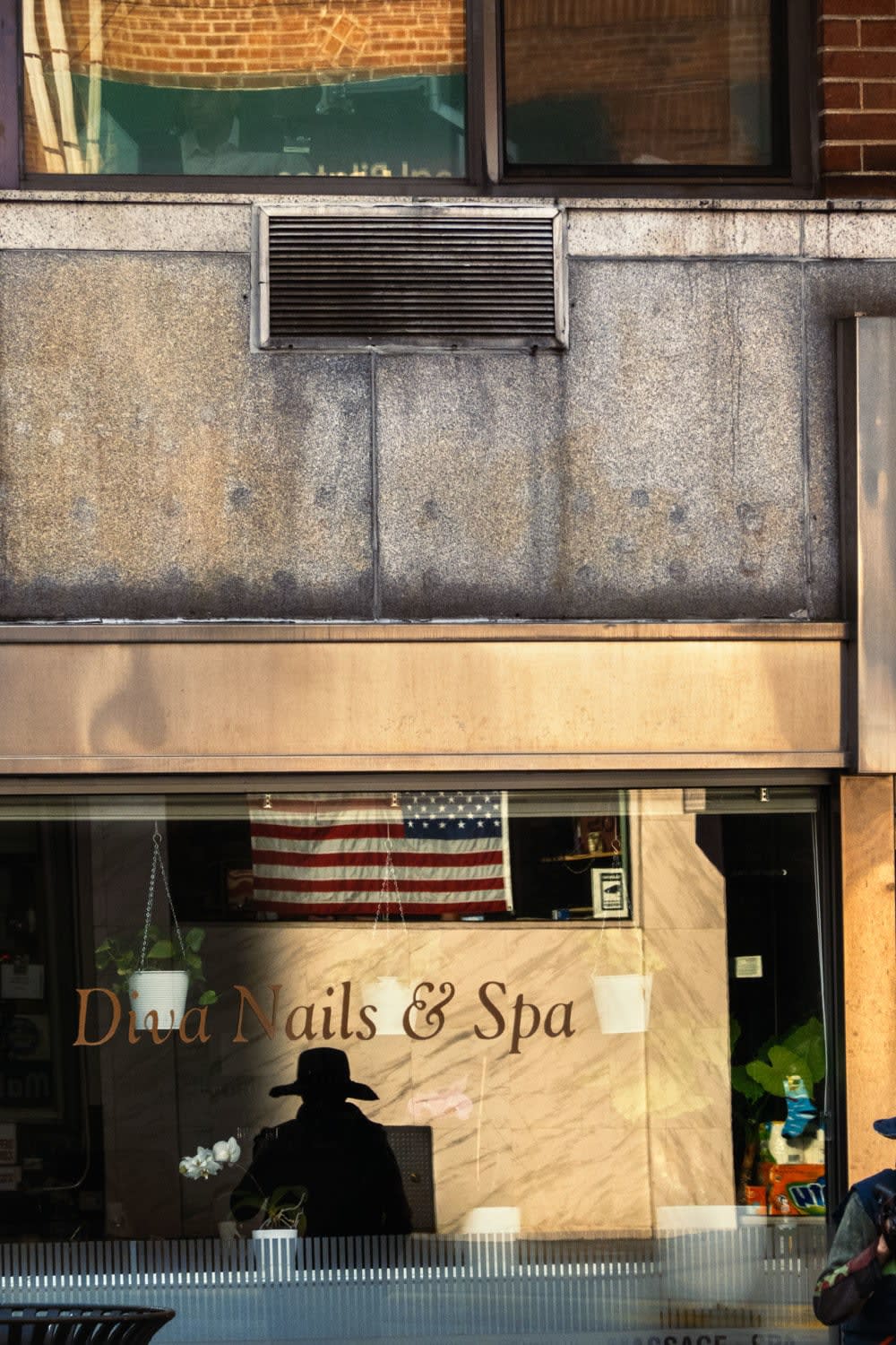 Mikko Takkunen, Diva Nails & Spa, New York, 2023