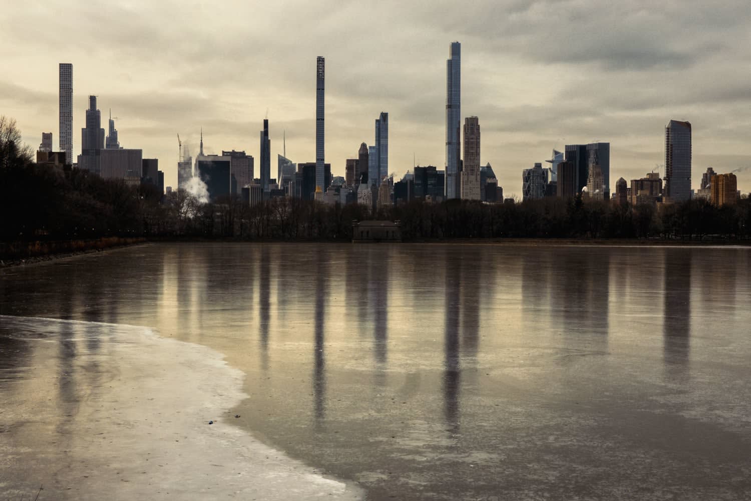 Mikko Takkunen, Frozen Reservoir, New York, 2025