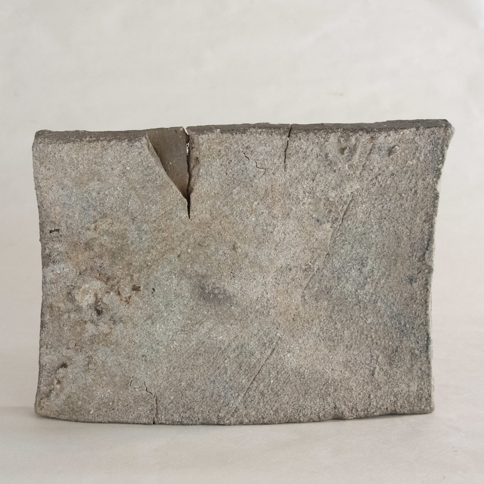 artisan's name unknown, Roof tile of a temple, late Heian period (794-1185) - early Kamakura period (1185 - 1333)
