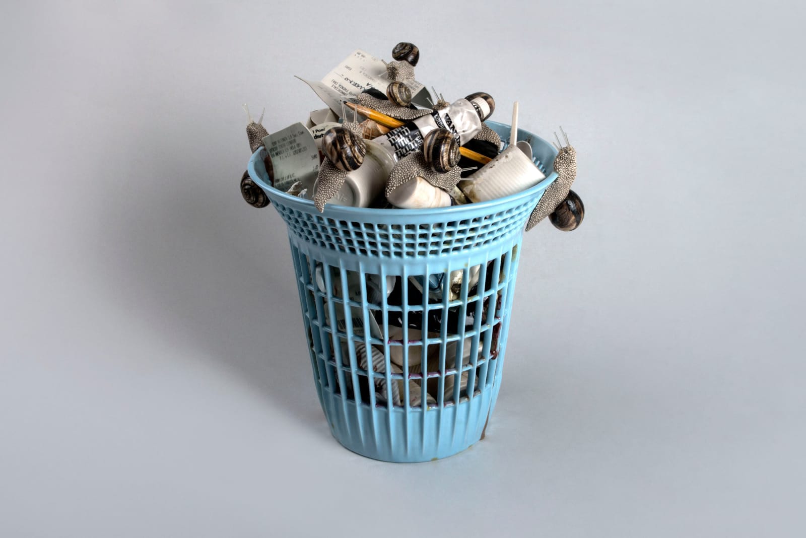 Bertozzi & Casoni, Cestino della discordia, 2018