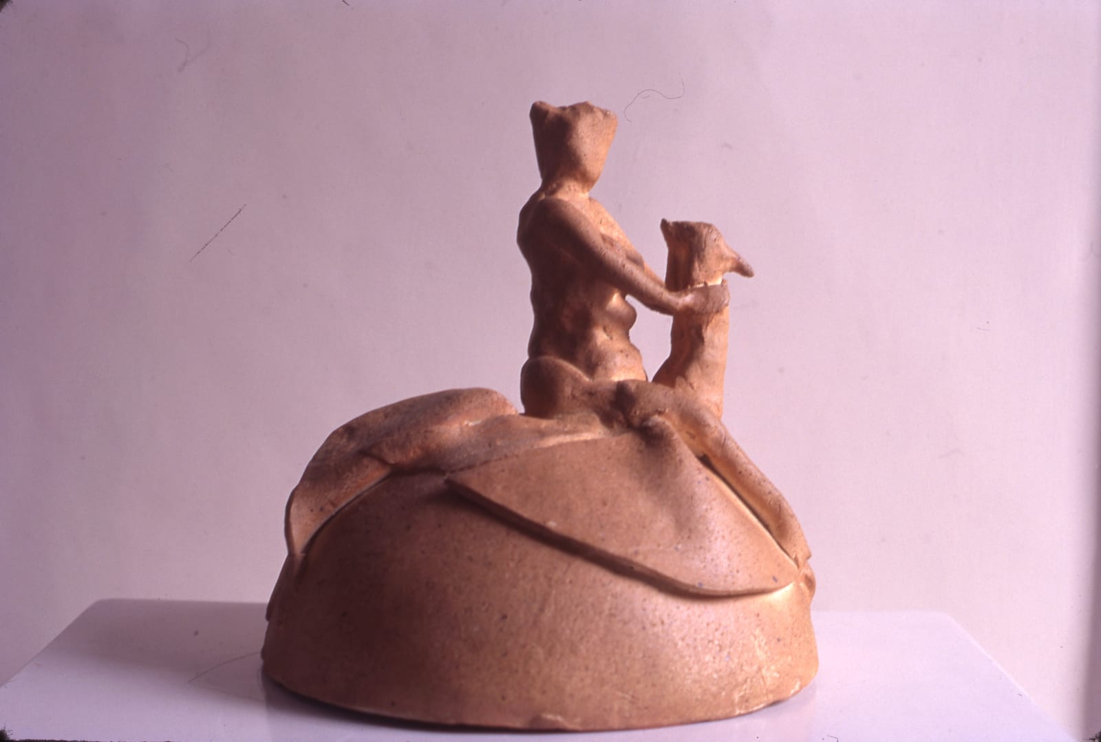 Mrinalini Mukherjee, FOOT PRINTS IN THE SAND III, 1995