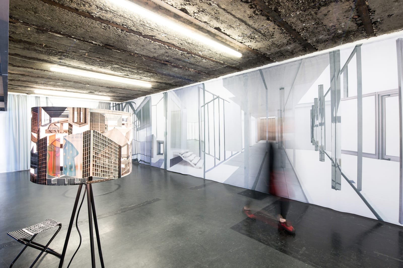 Claudia Larcher, Mies. Moins Est Plus, 2016