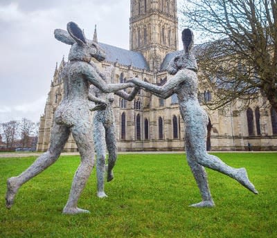 Sophie Ryder, Dancing Ladies, 2013