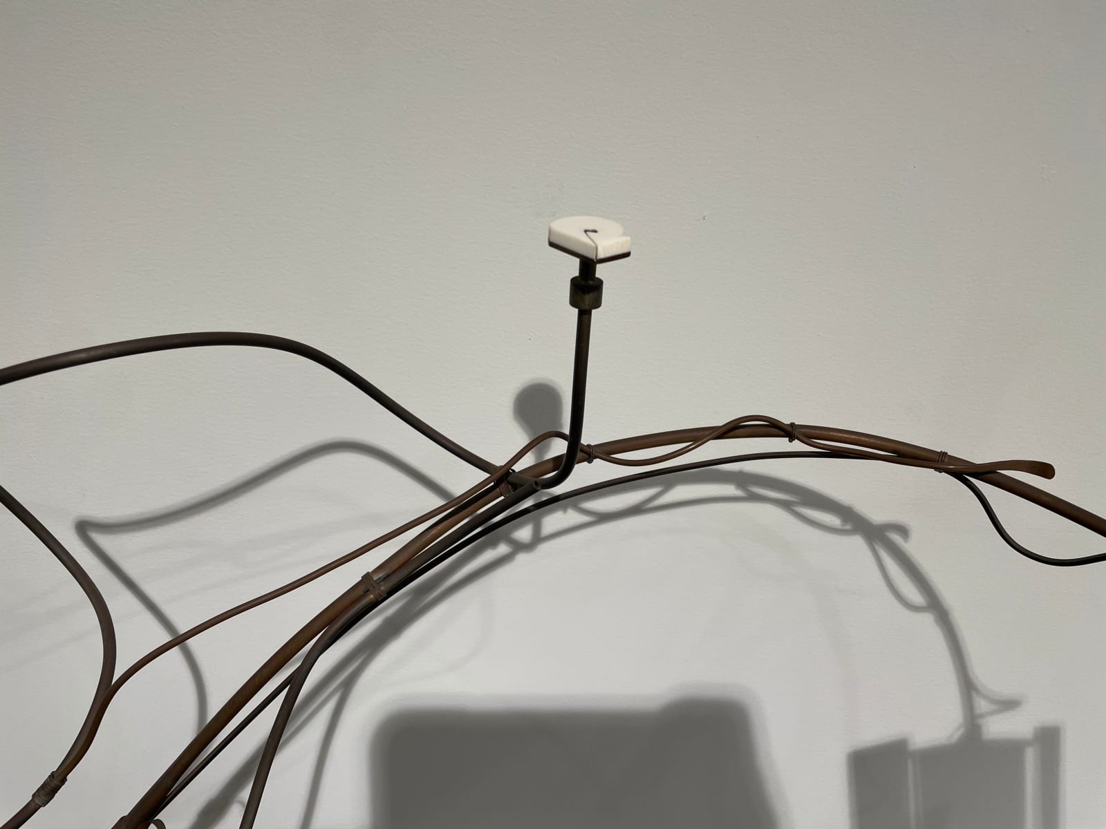 Garry Knox Bennett (1934–2022), Lamp #259 (Reaching)