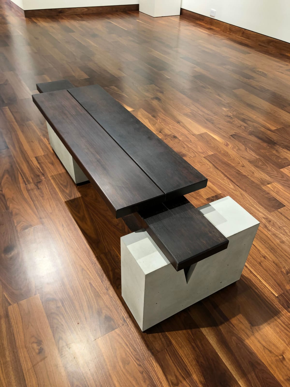 John Dodd, Offset Bench