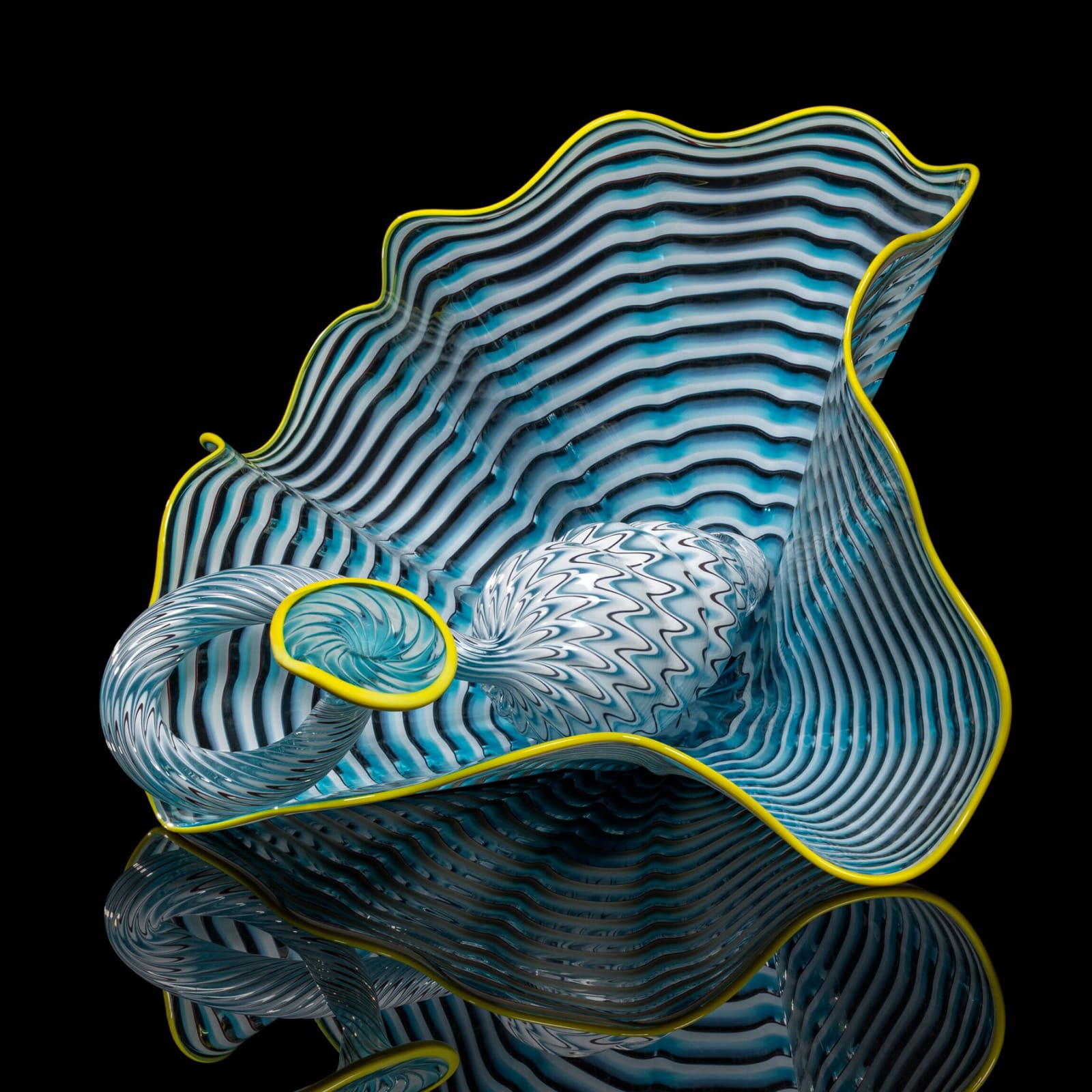 Dale Chihuly, Glacier Blue Persian
