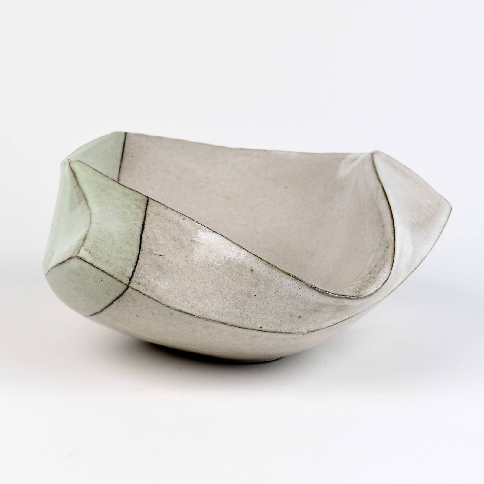 Jerilyn Virden, Facet Bowl (White and Bermuda)
