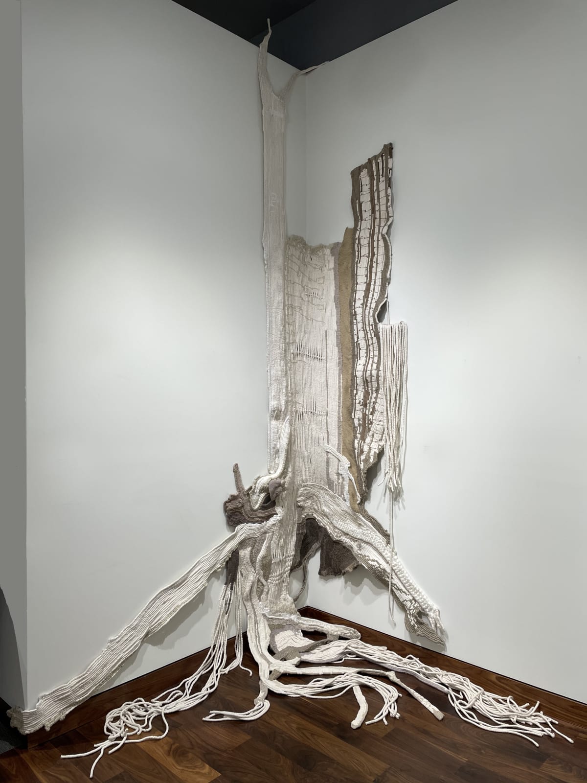 Samantha Bates, Stretch, Grow, Shelter