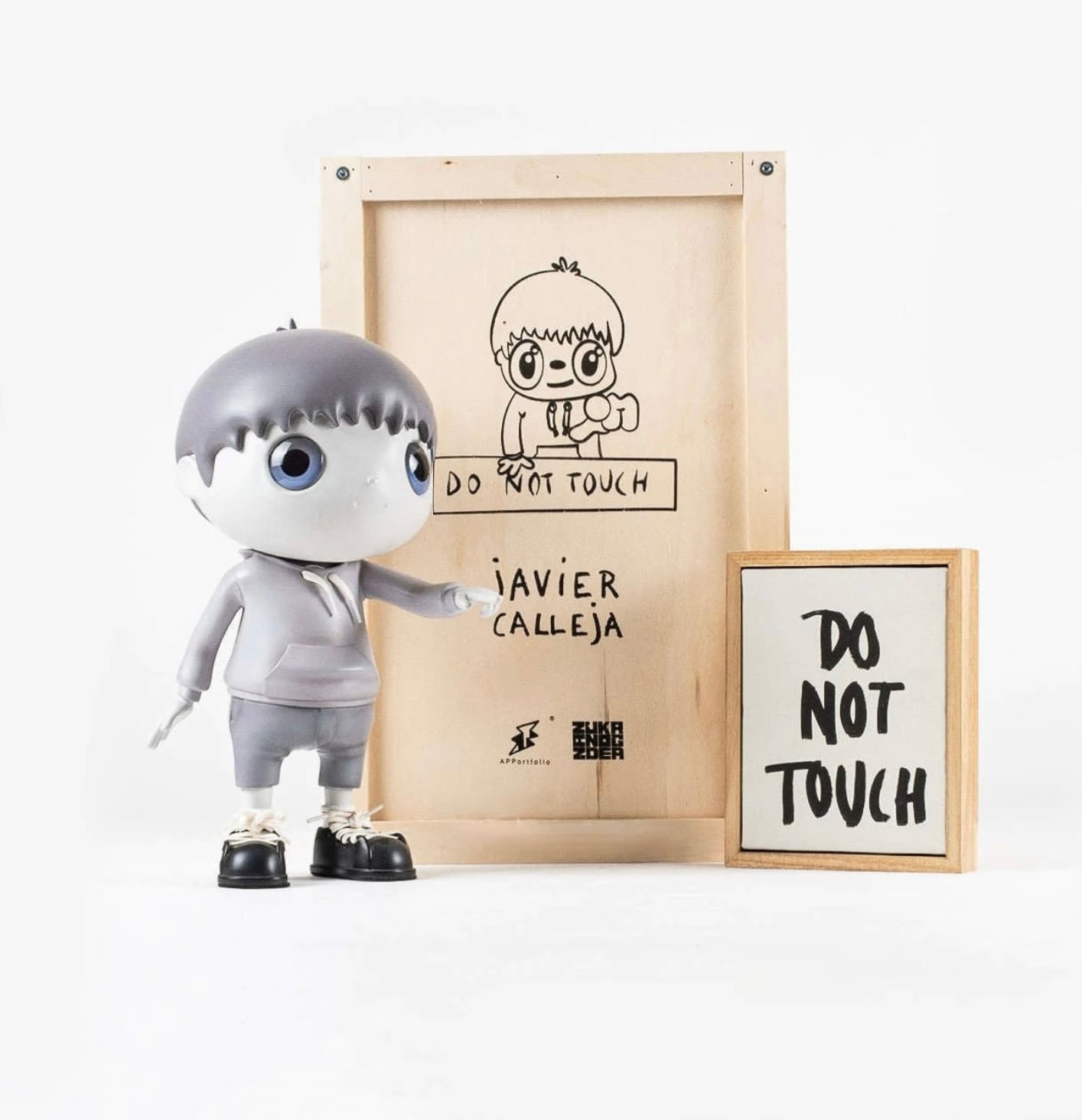 Javier Calleja, Do not touch, 2020