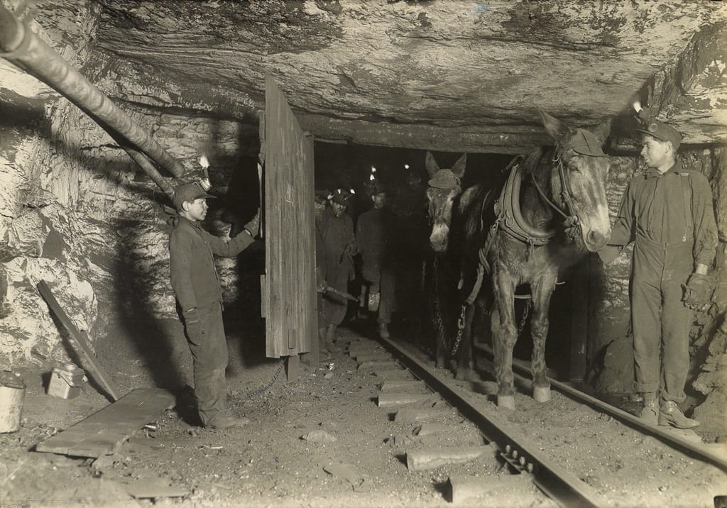 Lewis Hine, Trapper-boy in Pennsylvania Coal Mine, 1912