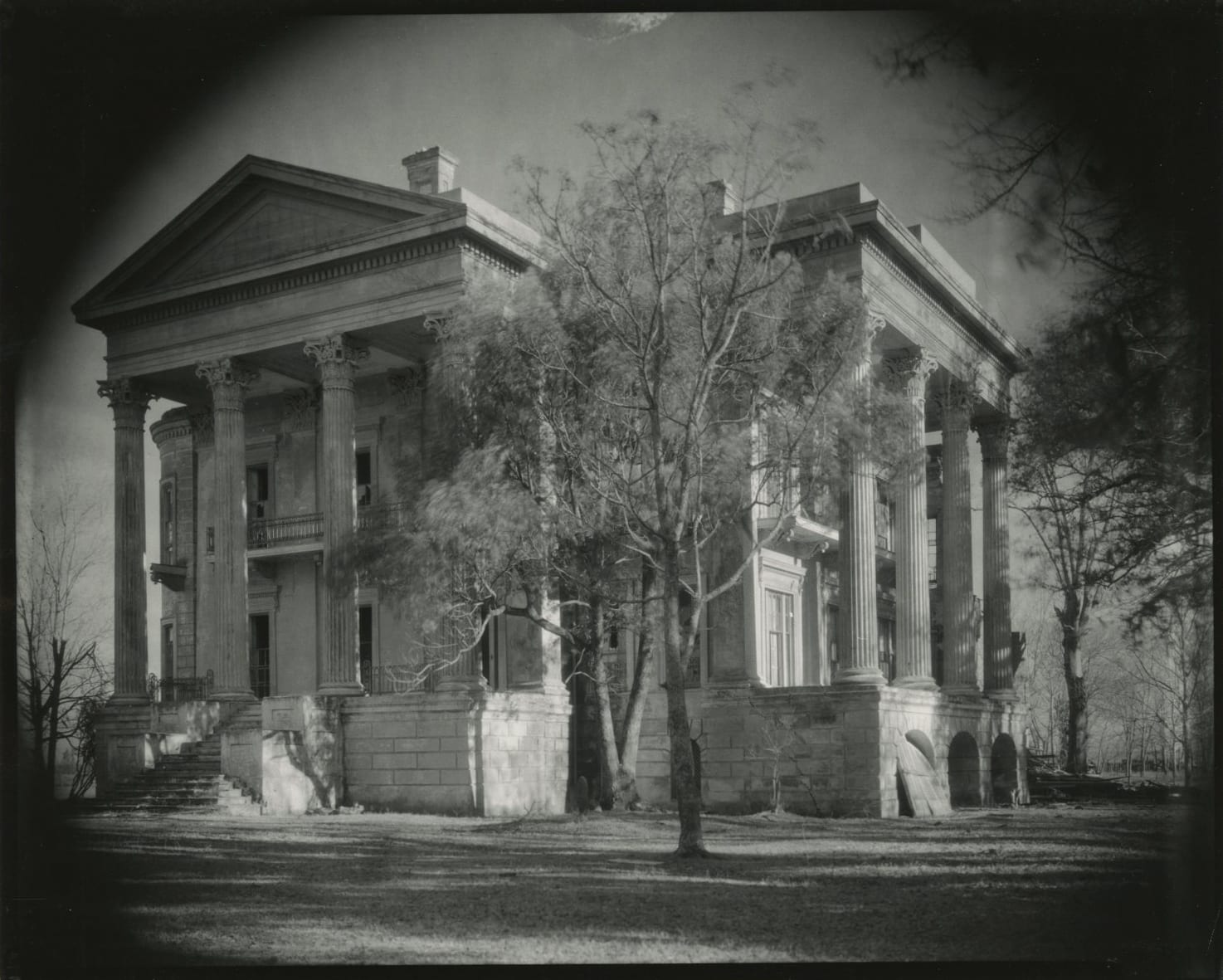 Walker Evans, Belle Grove Plantation, White Castle, Louisiana, 1935