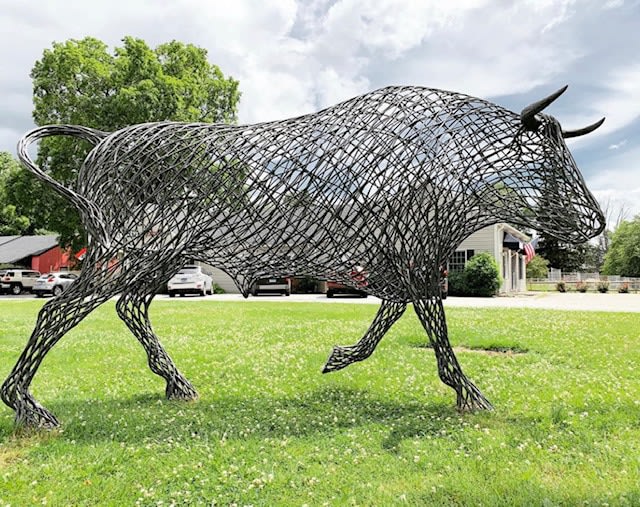 Peter Busby, Bull, steel sculpture