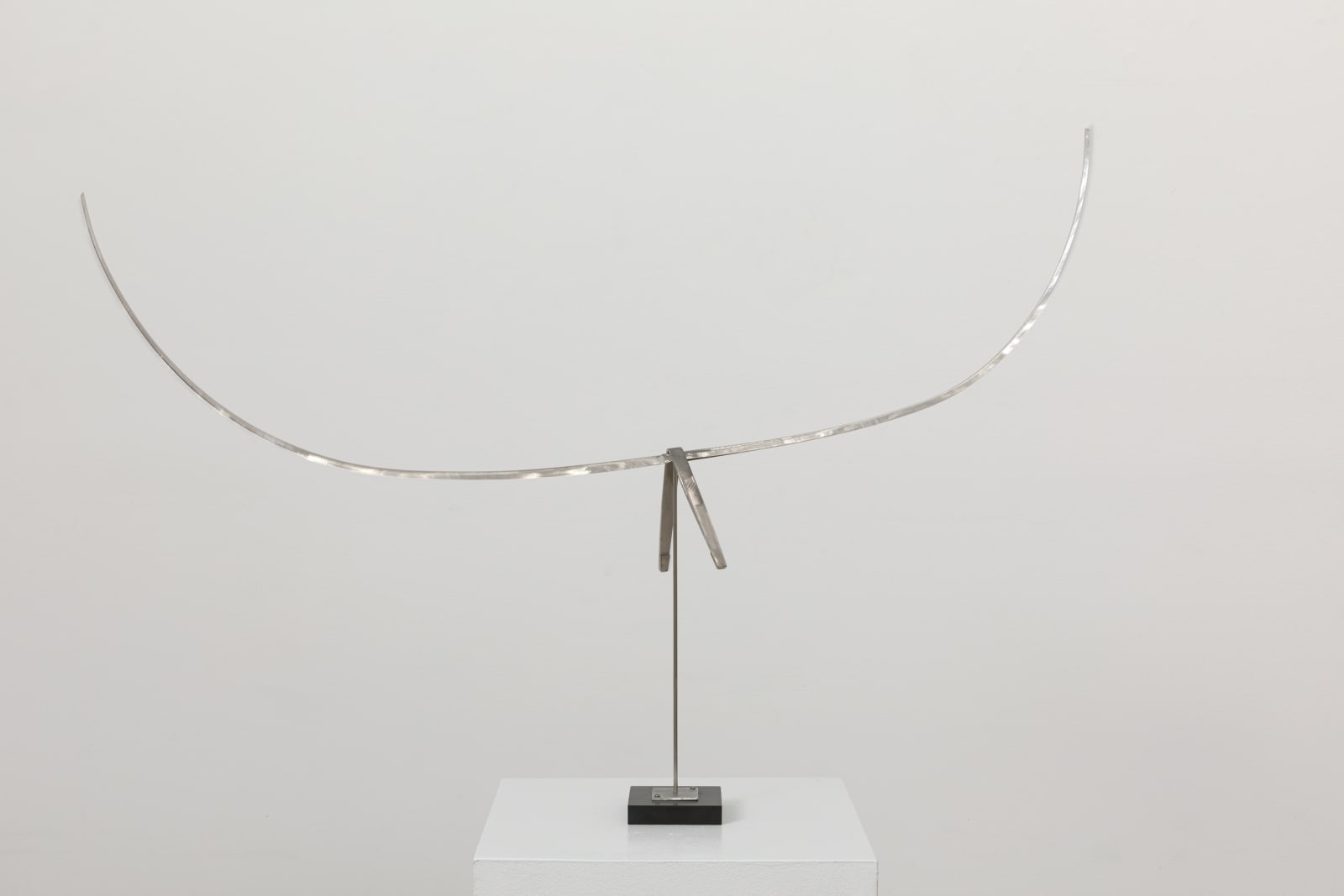 morrison-gallery-george-rickey-Double Wobble