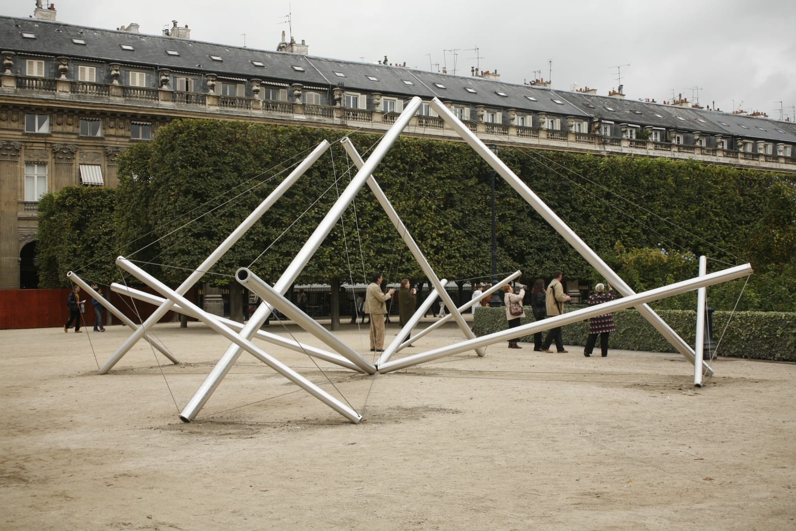Kenneth Snelson Four Module Piece