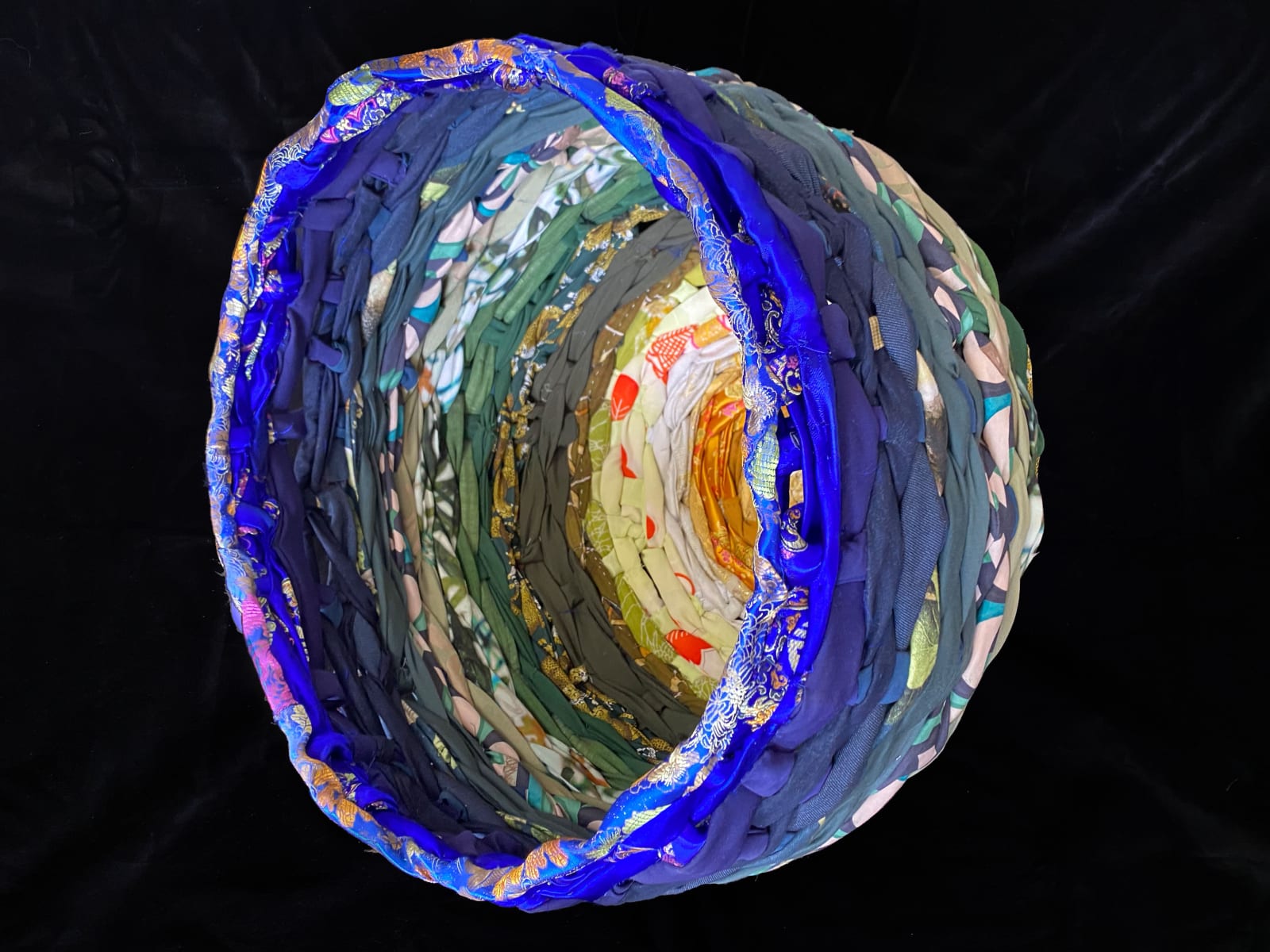 Muriel Gallardo Weinstein, Migration in Asia, 2021