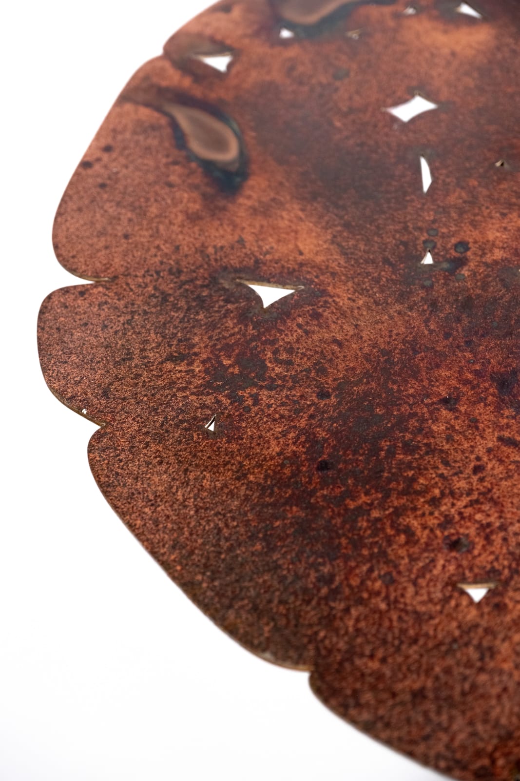 Yvonne Mouser, Hadean Disk Pedestal Table, 2025