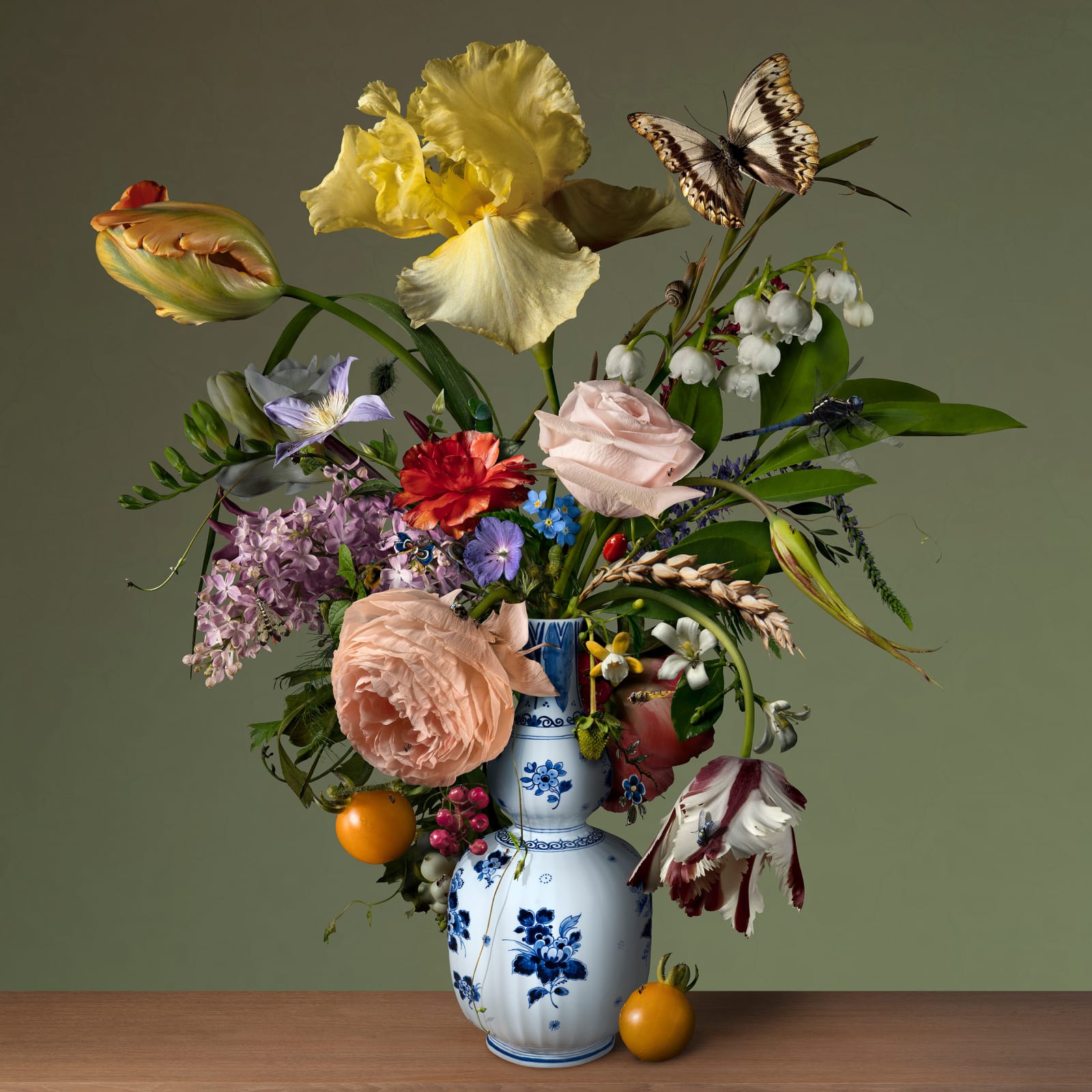bas meeuws, Untitled #177 (Royal Delft Series), 2022