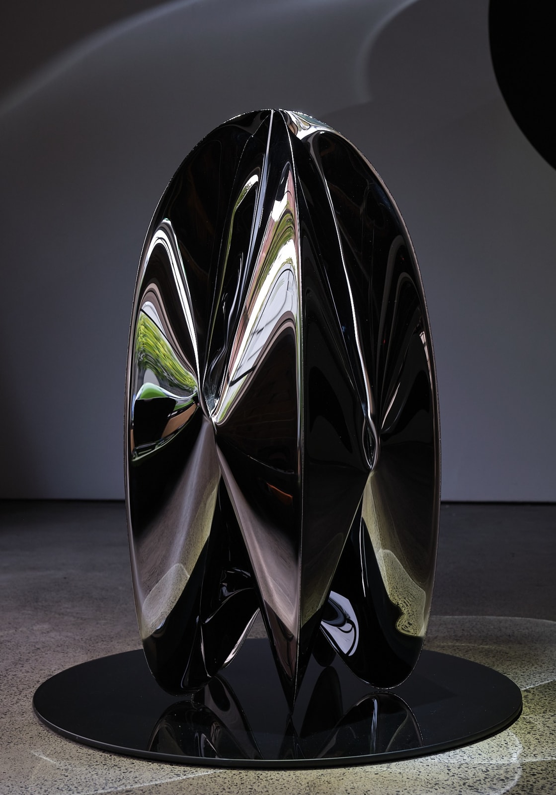 Braddon Snape, Allusive Object (Large Rocket Pod), 2021