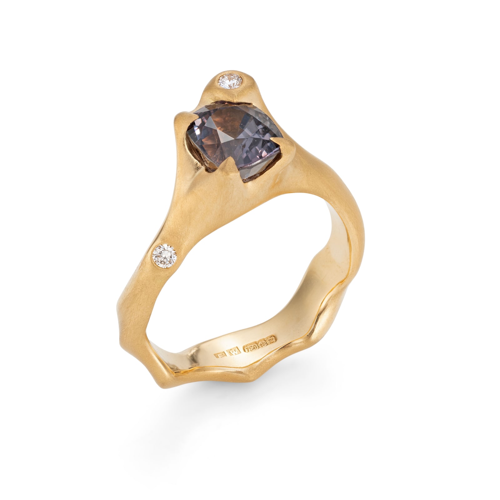 Ed Wilson, 18ct Gold 2.2 ct VS Black Spinel with Diamonds | Size N, 2024