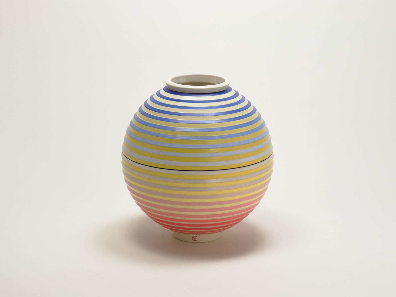 Jin Eui Kim, OPot - Moon Jar XV, 2025