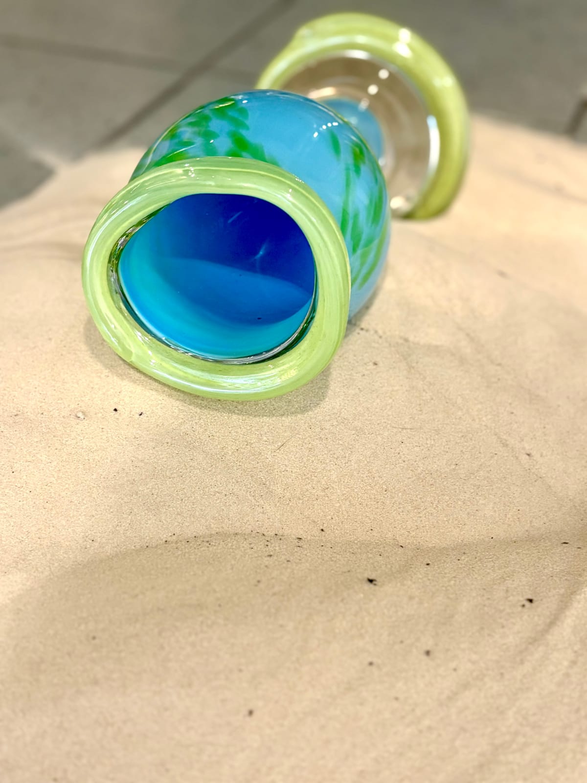 Sandra Keja-Planken, Alien Plant life cup blue, 2025