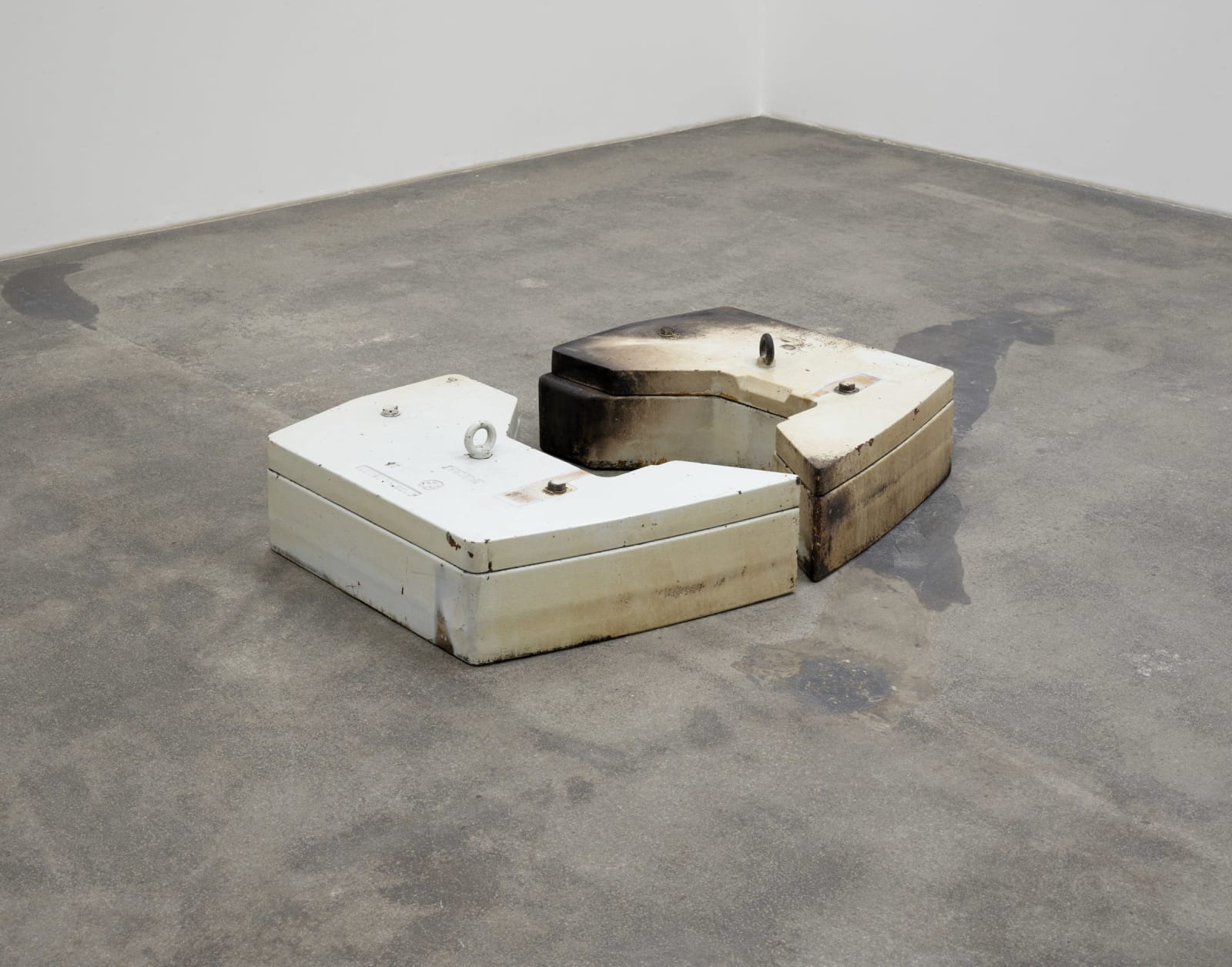 Lea Porsager, 9° Counterweights, twin pair O, 2023