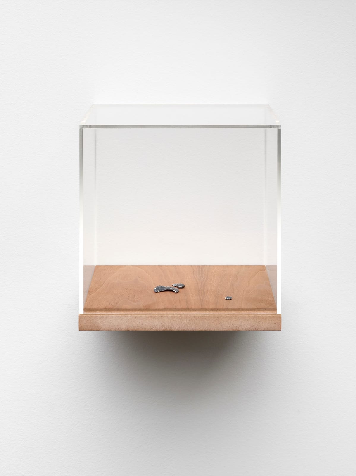 Runo Lagomarsino, La place entre les murs, 2017